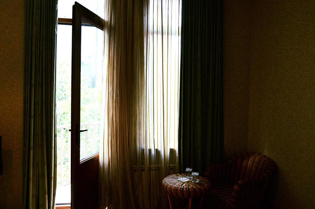 Argo Palace Tiflis Habitación foto